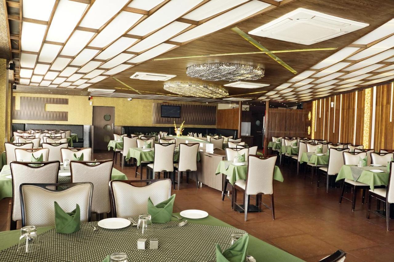 Hotel Gormoh Ahmedabad Extérieur photo