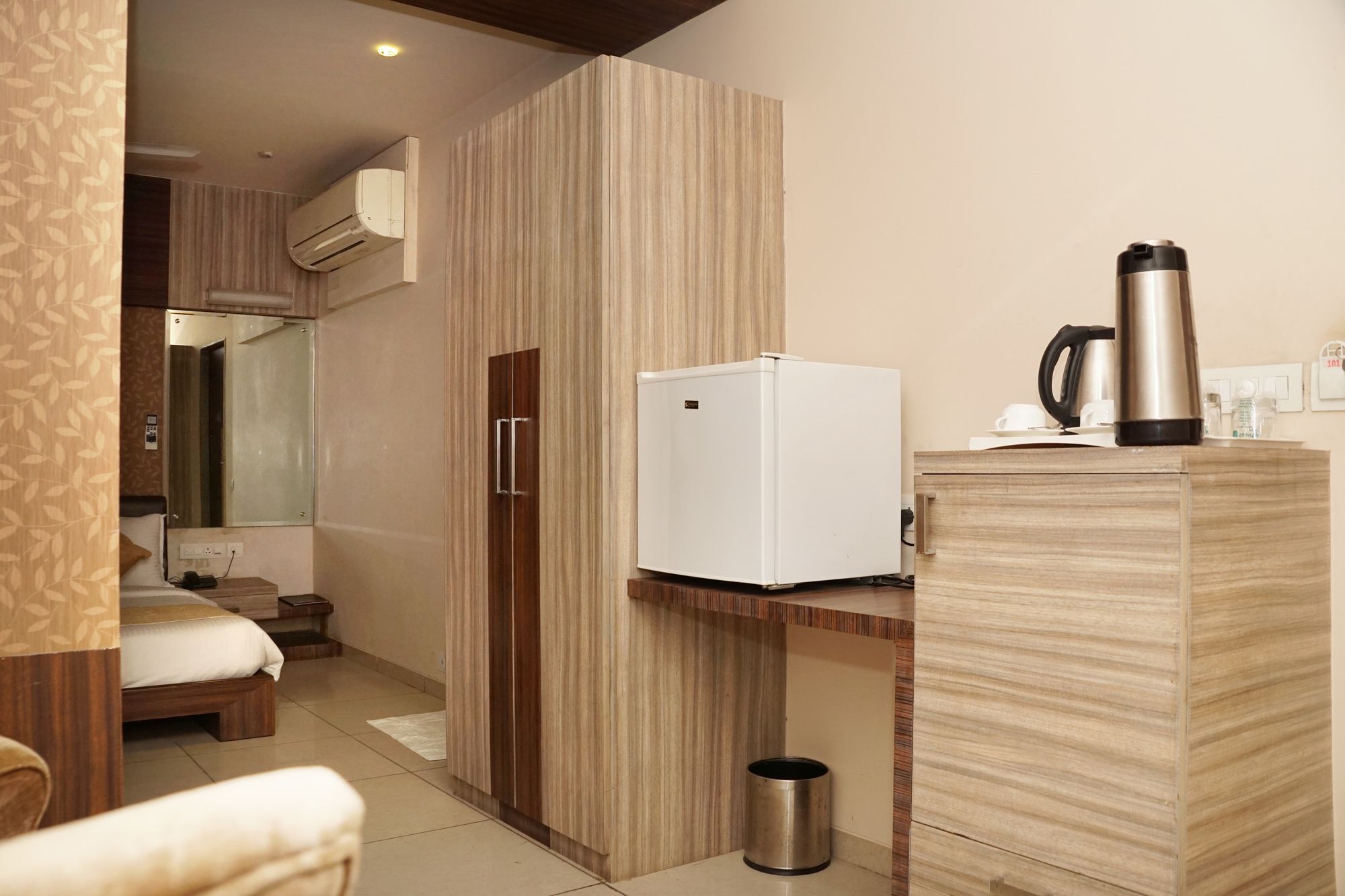 Hotel Gormoh Ahmedabad Extérieur photo